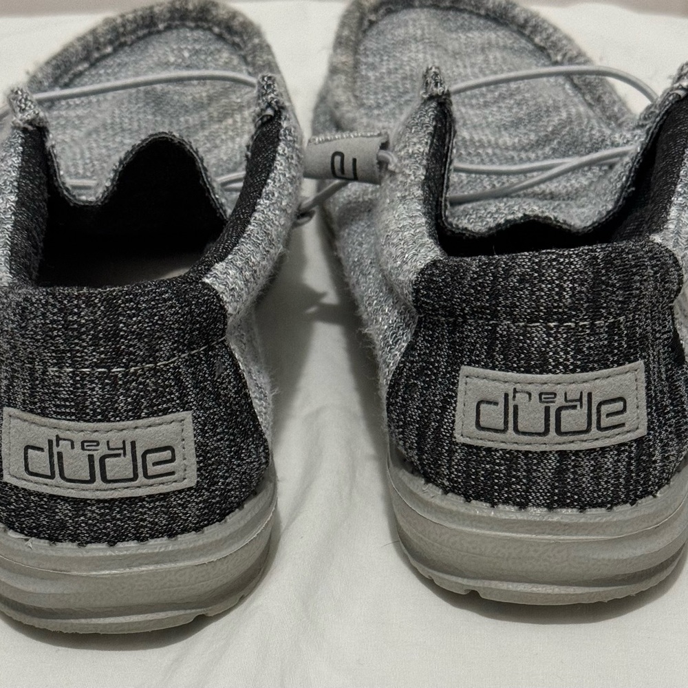 Hey Dude Men’s Gray